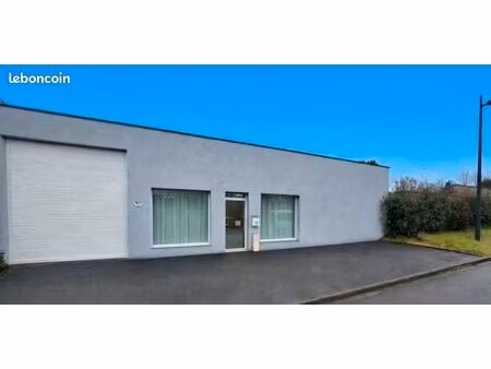 local commercial 250 m2