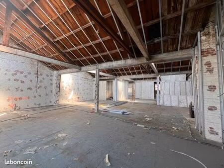 à louer – plateau industriel de caractère de 250 m²