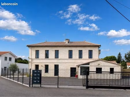 local commercial / bureaux 59 m² – visible rn89 – sortie 5 – à côté de burger king ⭐