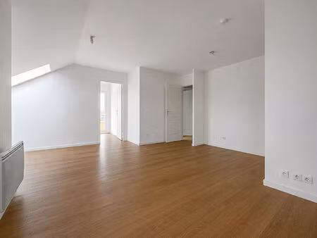 appartement beaumont sur oise 4 pièce(s) 67 m2