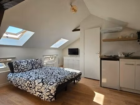 très beau studio de 22 m2
