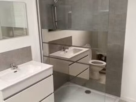 logement à la campagne pour une personne seule ou en couple