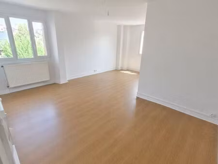 maison de 113 m² avec jardin privatif