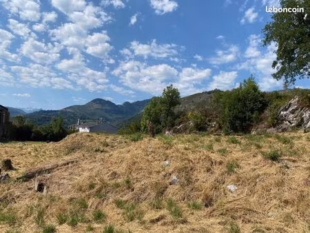 terrain 3 593 m² lourdes