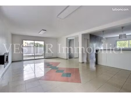boutique 195 m² le bouscat