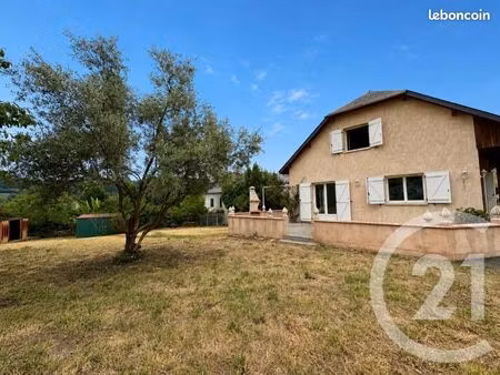 maison de village 5 pièces 160 m²