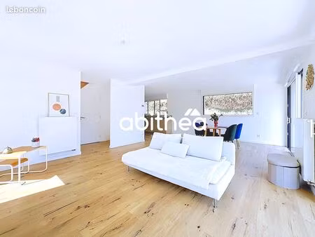 maison 5 pièces 130 m²