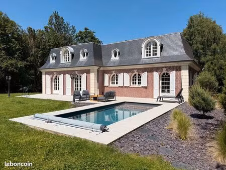 manoir renové – 280 m² – parc de 6 800 m² – 4 chambres – piscine – garage - dpe c