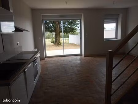beau t4 au calme dans petite residence