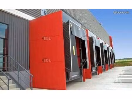 local industriel 12 032 m²