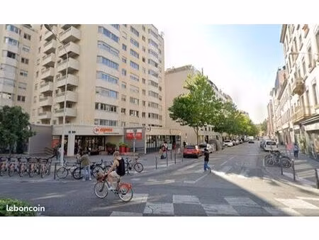 local commercial 35 m²