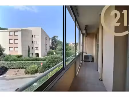 frejus 4 pieces avec garage proche centre ville