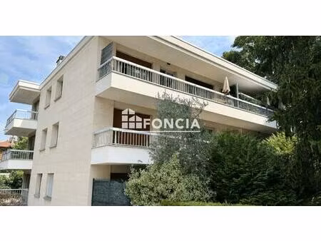 centre-ville de sceaux- 2 pièces 37m2-balcon-pkg sous sol-cave