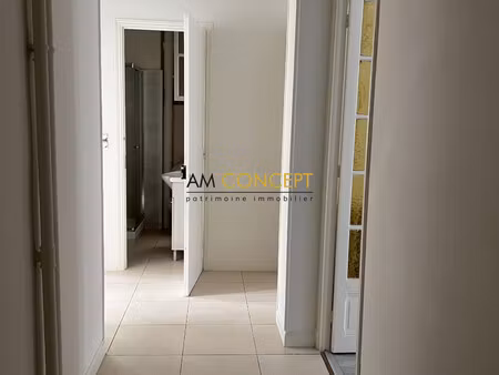 colocation 3 pièces de 59 22 m² avec deux balcons boulevard de