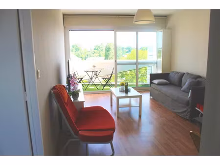 location meublée appartement 1 pièce 91 m² à pessac (33600)  550 €