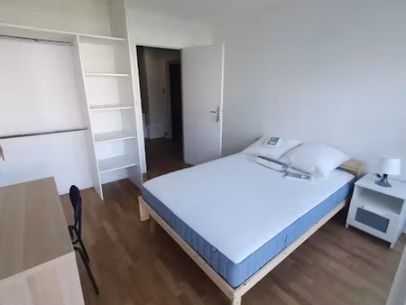 location meublée appartement 4 pièces 56 m² à pessac (33600)  504 €