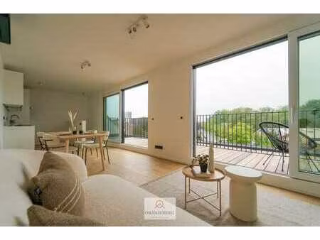 gerenoveerd duplex-appartement (114 m²) met 3 slaapkamers