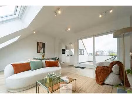 gerenoveerd duplex-appartement (116 m²) met uitzicht op d...