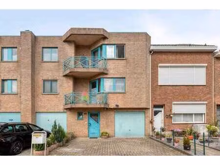 ruime en instapklare woning met stadstuin en garage!