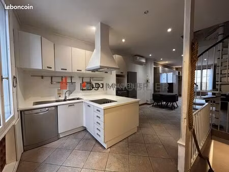 appartement 3 pièces 69 m²