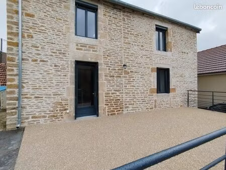 maison - 5 pièces - 180m²