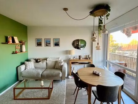 t2 meublé 43 m² - vue mont-blanc - balcon - parking - divonne-les-bains