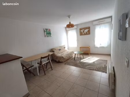 meublé à l'année t2 récent 38 m2