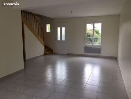 maison t4 avec garage  terrasse et jardin à louer à pont de ruan