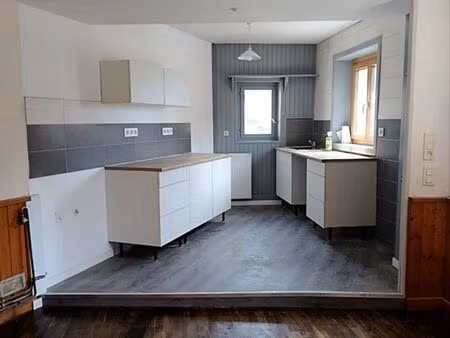 maison de bourg rénovée t5 avec atelier – centre de palladuc – idéale pour une famille