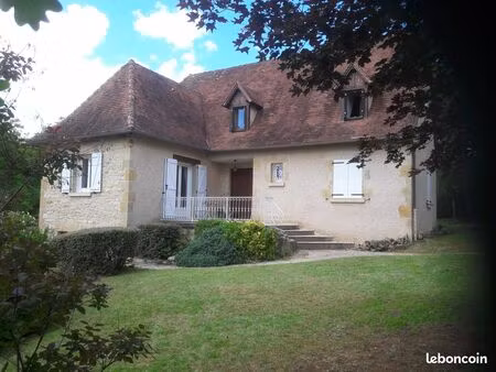 location maison 5 pièces bretenoux