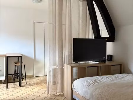 studio meublé de 19 27m² à louer – centre-ville de sens