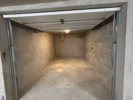 garage neuf sous sol sécurisé
