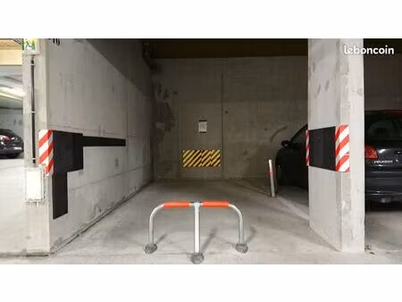 place de parking souterrain en limite de ferney voltaire et ornex 01210