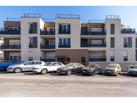 location appartement 3 pièces 59 m² à la ville-du-bois (91620)  1 017 €