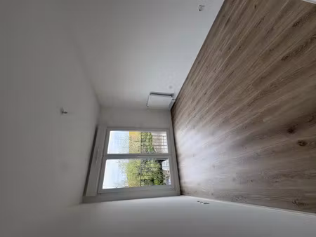 location appartement 2 pièces 49 m² à saint-michel-sur-orge (91240)  930 €