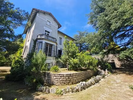 alès - maison bourgeoise 10 pièces 330 m2 sur 1500m² de terrain clos
