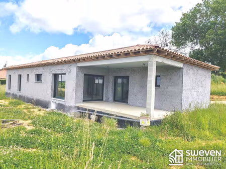 maison récente 6 pièces de 164m² à terminer sur plus de 4600