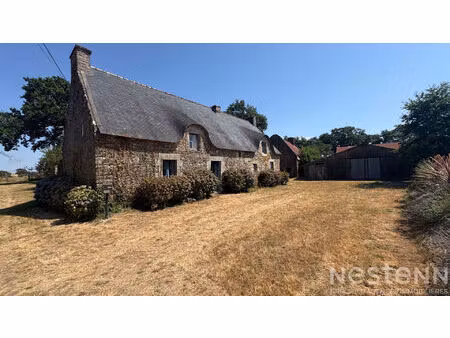 exclusivité nestenn ? charmante longère pleine de cachet sur plus de 2 300 m² de terrain