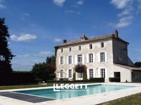maison 12 pièce(s)  vélines
