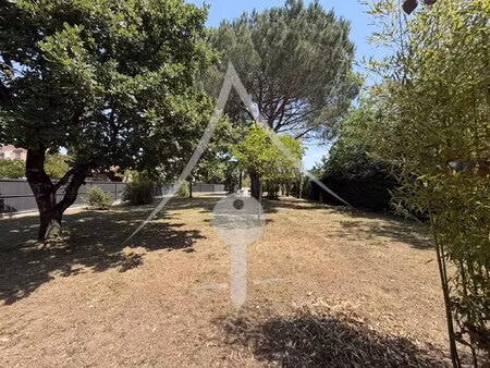 terrain constructible de 1226 m² à seysses