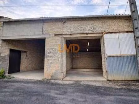 vente bureaux et commerces aux touches-de-périgny (17160) : à vendre / 101m² les touches-d
