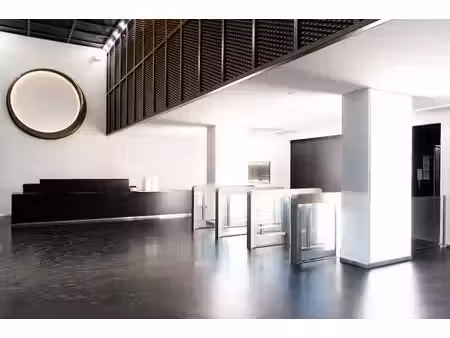 location bureaux 976m²