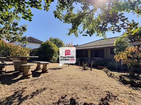 maison t7/8 d'env. 151m² avec nombreuses dépendances près du bourg de coulounieix-chamiers