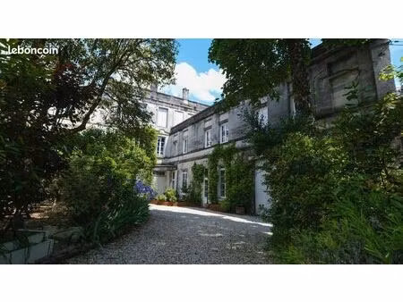 hôtel particulier 500 m² – centre cognac – jardin – fort potentiel