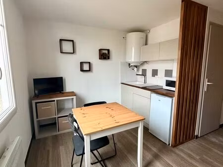 studio meublé entièrement rénové – angoulême