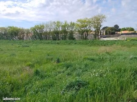 terrain 722 m² sainte soulle