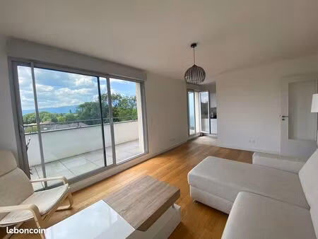 location t3 meublé 63m2 au 4e et dernier étage