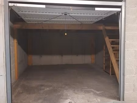 garage 21 m² ponts jumeaux