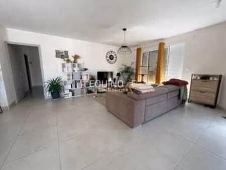 location maison à vallet (44330) : à louer / 98m² vallet