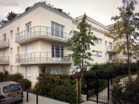 duplex 4p val d’europe 80m2 + terrasse 63m2 + 2 parkings sous-sol